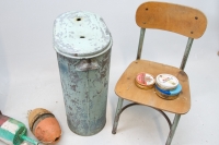 146_260industrial-steel-lidded-bin4.jpg