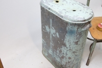 146_260industrial-steel-lidded-bin5.jpg