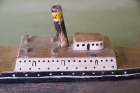 371_germanbauhauswoodenboat--004.jpg