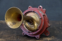 811_1307electric-wall-horn-brass-vintage1.jpg