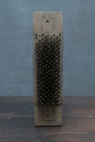 933_1470primtive-rural-shearing-comb-1800s4.jpg