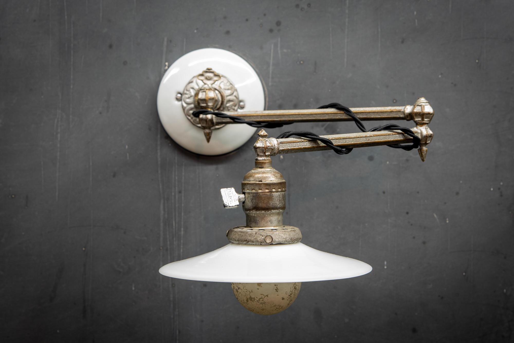 https://www.factory20.com/files/gimgs/3144_Vintage_Acadia_Swing_Arm_Wall_Light_new_orleans_sconce_wall_light-1.jpg